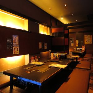 「お好み焼き 徳川総本店」の掘りごたつ席画像